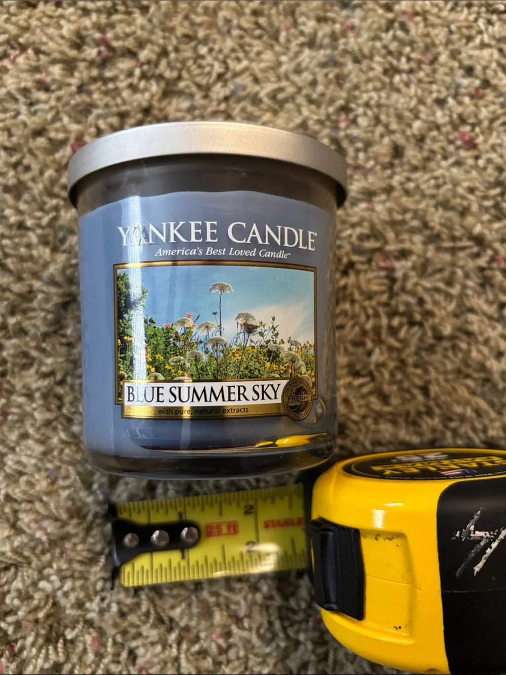 Yankee Candle Blue Summer Sky 7 oz. Scented Jar Candle